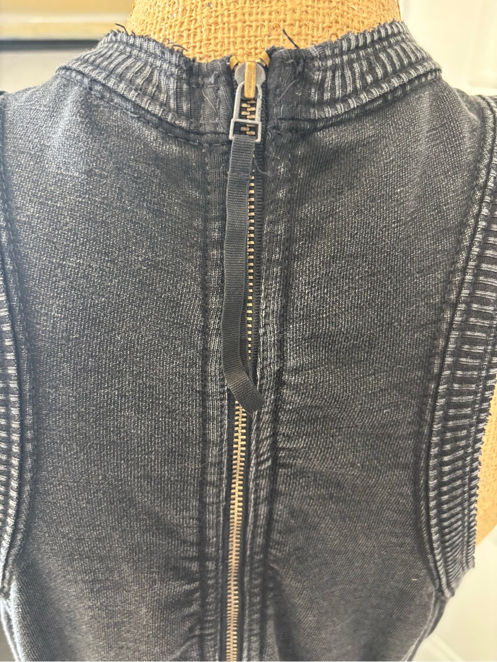 Anthropology Washed Cotton Black Sleeveless Jumper with adjustable leg length - Picture 9 of 11